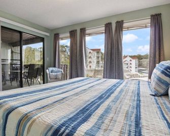 Nautical Nook - Waterfront & Indoor Pool! - Four Seasons - Bedroom