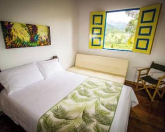 Hotel Bariloche - Santa Rosa de Cabal - Bedroom