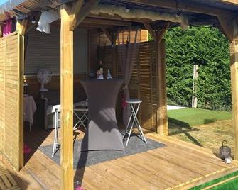 Wellness Area And Accommodation With Bungalow, Atypical Bubble And Private Spa - Marmande - Patio