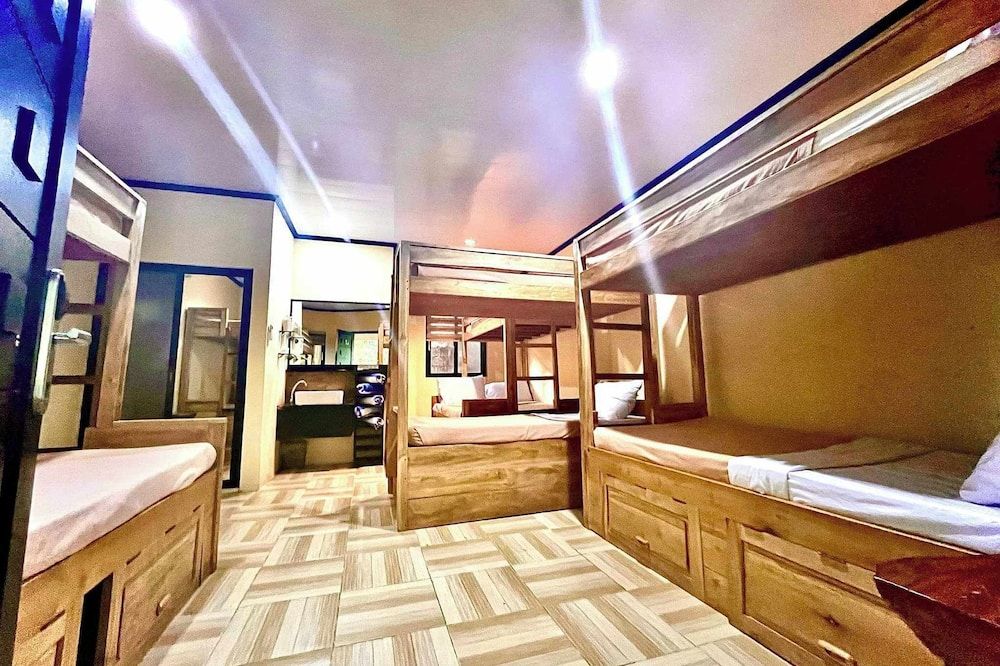 ليزلاند رينفوريست ريزورت