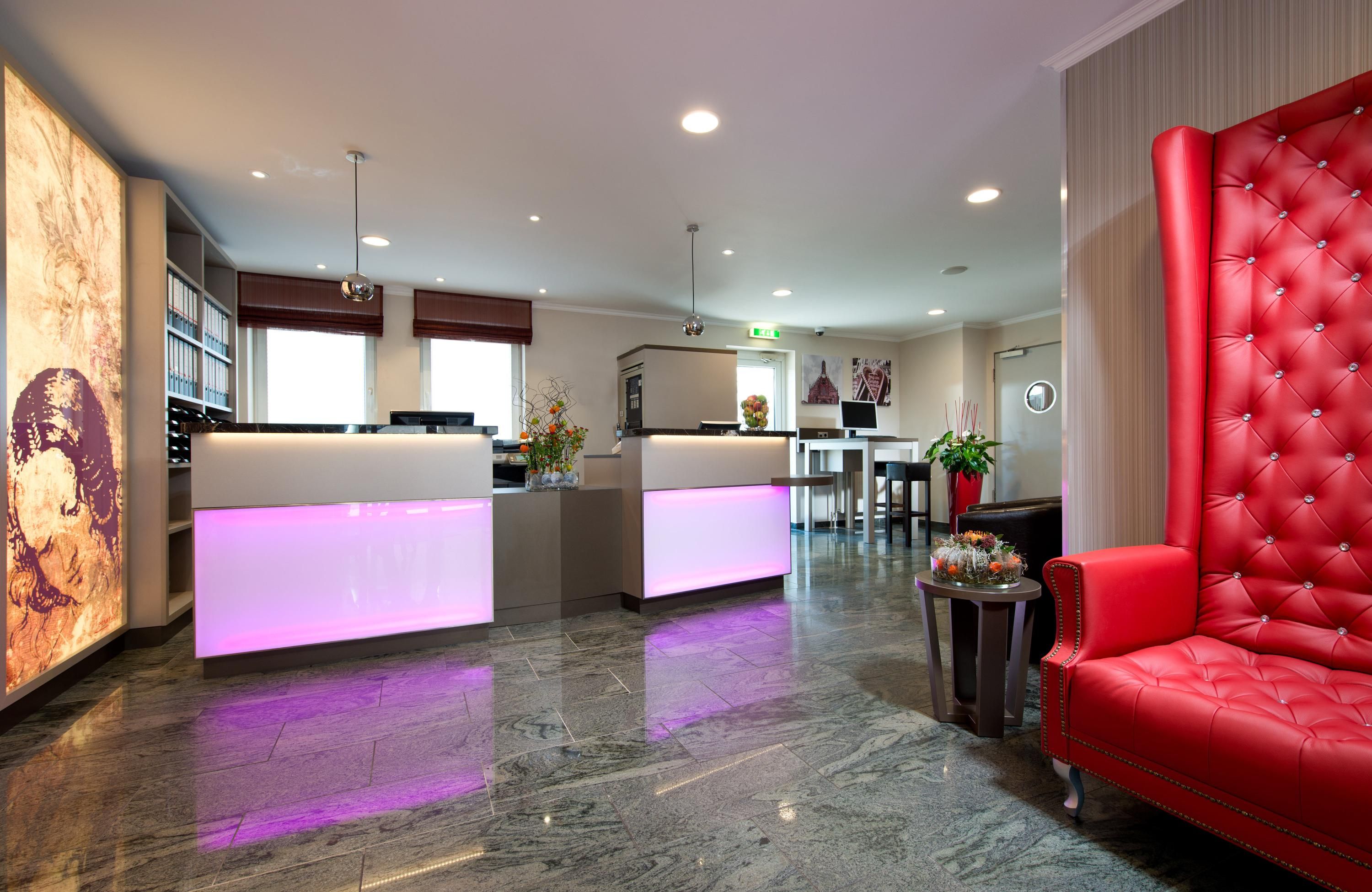 Leonardo Hotel Nürnberg - נורמברג - דלפק קבלה