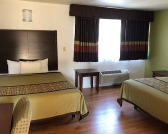 Americas Best Value Inn Visalia - Visalia - Bedroom