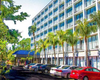 North Miami Beach Gardens Inn & Suites - Норт-Маямі-Біч - Будівля