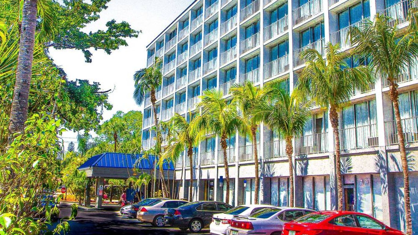 North Miami Beach Gardens Inn & Suites
