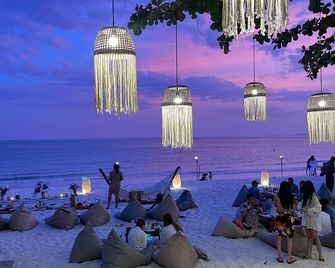 Tonsak Resort - Ko Samet