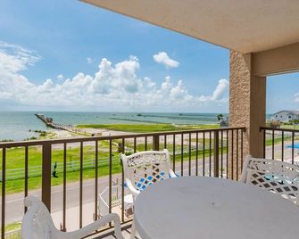 Laguna Reef Condos by Vtrips - Rockport - Balcony