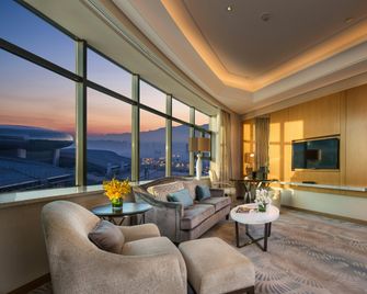 Hilton Urumqi - Ürümqi - Huiskamer