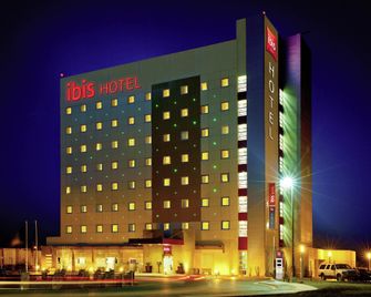 ibis Juarez Consulado - Ciudad Juárez - Edificio