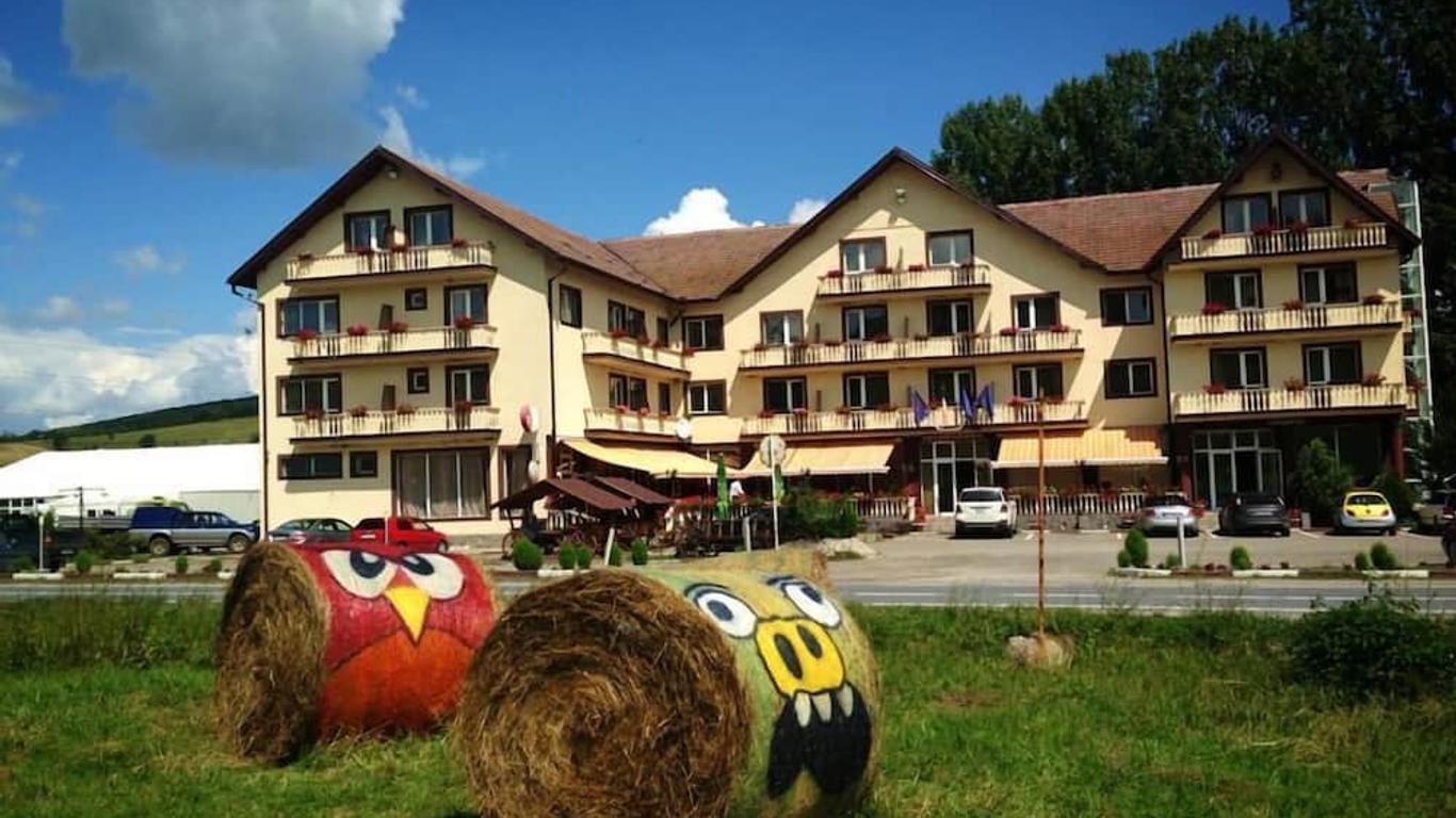 Hotel Dumbrava