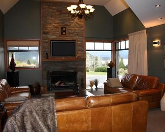 Dock Bay Lodge - Te Anau - Salon