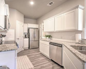 Adorable New 3 Bed, 2 Bath in Harker Heights - Harker Heights - Cocina