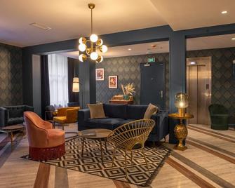 هوتل بريستول - أفينيون - ردهة