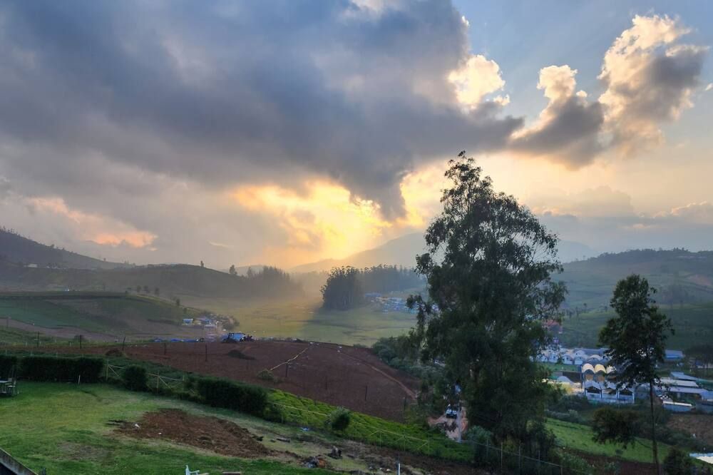 Aj Gable Clouds Ooty By Voye Homes - Ooty - Extérieur