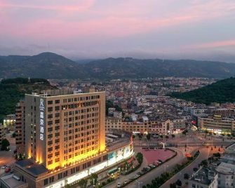 Jia Rong Hotel - Zhangzhou - Wohnzimmer