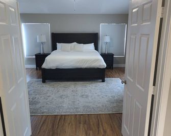 Cave Creek Classy 4 Bedrooms, Heated Poo - Cave Creek - Soveværelse