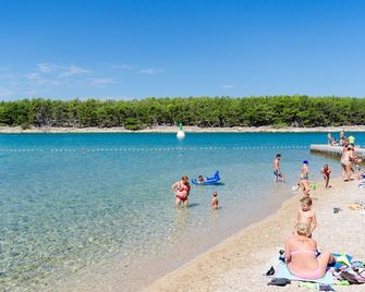 House Mari - Punat - Strand