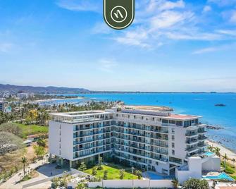 New Oceanfront 2br Condo - Beach Access - La Cruz de Huanacaxtle - Building