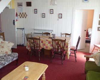 Farmhouse with Magnificent Sea Views - Dunquin - Comedor