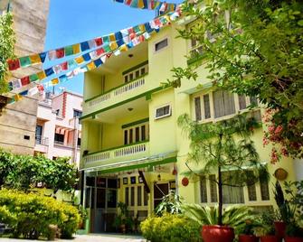 Deluxe Suite Room with Private Terrace - Lalitpur - Building
