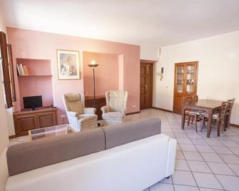 Quadrilocale Centro Storico - Portoferraio - Pokój dzienny