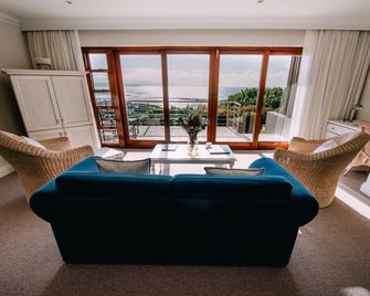 La Vista Lodge - פלטנברג ביי - סלון