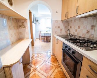 Farm Stay Ana - Ivancna Gorica - Cocina