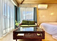 Infinity Hotel Nahakumoji -Seven Hotels And Resorts- - Naha - Soggiorno