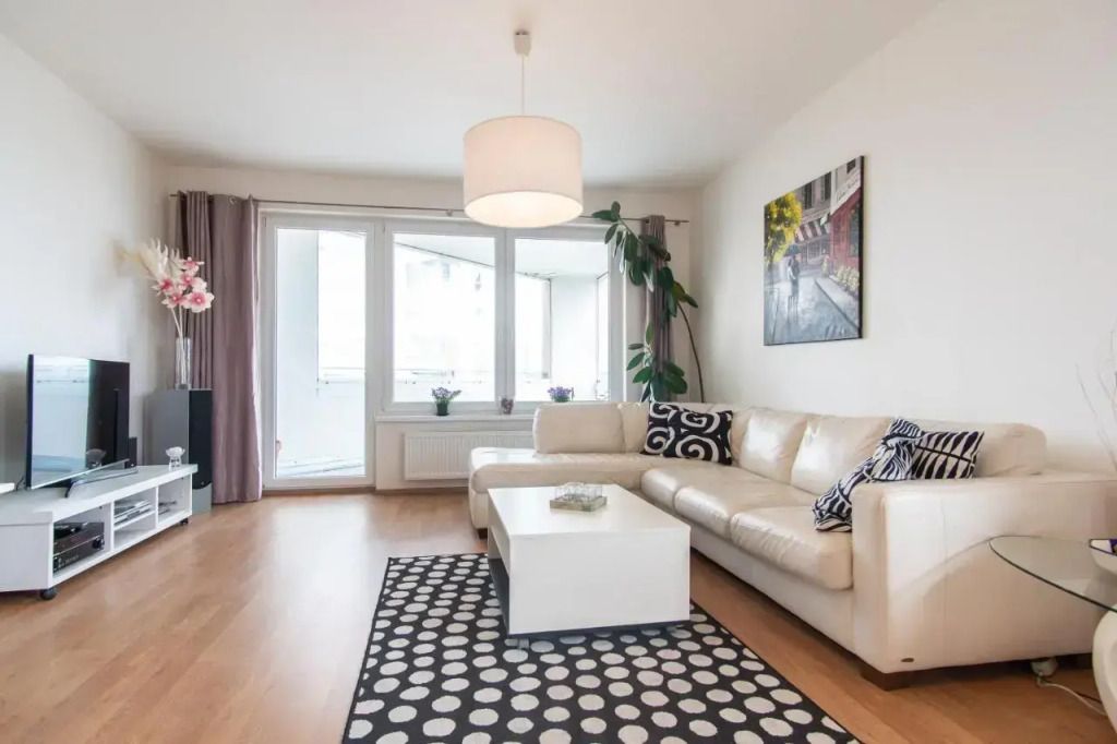 Prostorny 3 pokojovy apartman s dvema terasami - Praga - Pokój dzienny