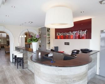 Hotel Rheinischer Hof Bad Soden - Bad Soden am Taunus - Front desk