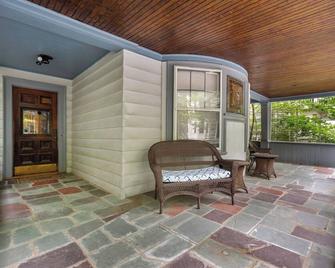 Tranquil home loved by repeat guests, Harvard Square - Cambridge
