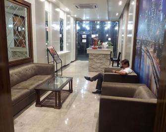 Hotel Doon Regency Dehradun - Dehradun - Lobby
