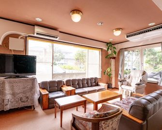 Tabist Hotel Sankoen - Hitachi - Лоббі