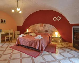 3 bedroom stunning home in Sant'Alfio - Sant'Alfio - Habitación