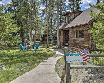 Walk to Grand Lake Historic Dtwn Cabin! - Grand Lake - Hàng hiên
