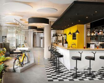Ibis Styles Budapest City - Budapest - Building