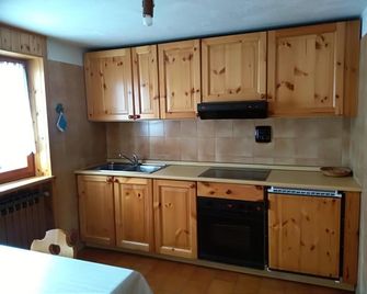 Sunlake Estoul - Brusson - Keuken