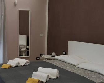 Le Nereidi b&b Acireale Centro - Acireale - Habitación