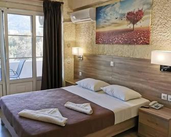 Paradise Hotel - Samos - Habitación