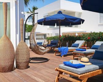 Luxury Protaras Villa Villa Najenda 3 Bedrooms Private Outdoor Pool Furnished Sun Terrace Shaded Furnished Terrace Private Garden Fig, - Protaras - Patio