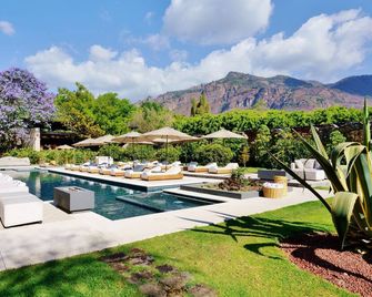 Hotel Amomoxtli - Tepoztlán - Pool