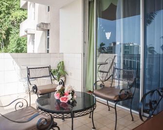 Ocean View Suit-Montego Bay Club Resort - מונטגו ביי - מרפסת