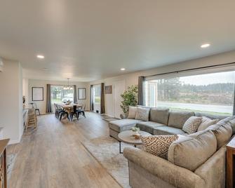 Oak Harbor Vacation Rental - Oak Harbor - Obývací pokoj