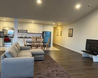 Spacious House in El Cerrito with bay view - El Cerrito