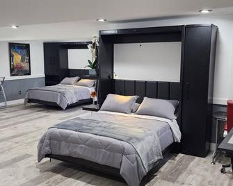 Staycation Oasis! a unique Experience! - Easton - Bedroom