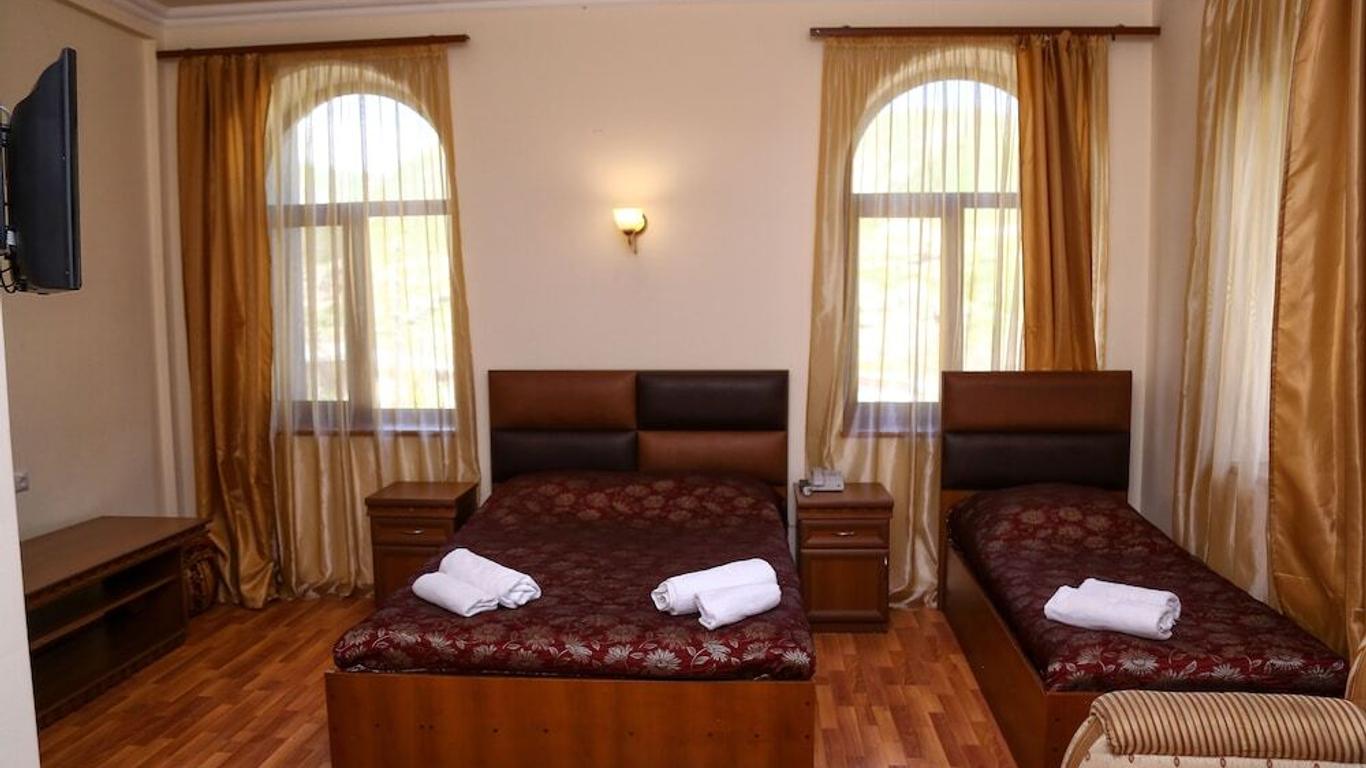 Lara Hotel
