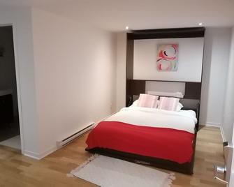 Condos Hotel Lion D'Or - Orford - Schlafzimmer