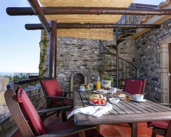 Astrolithos Boutique - Monemvasia - Balkon