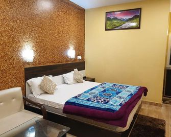 The Great Ganga - Uttarkāshi - Habitación