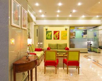 Citadel Inn Makati - Makati - Lobby
