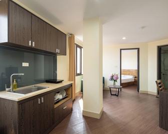 Granda Trung Hoa Apartment - Hanoi - Kitchen